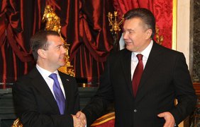 Виктор Янукович и Дмитрий Медведев