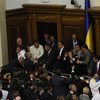 В битве за язык: Депутаты подрались во время обсуждения законопроекта