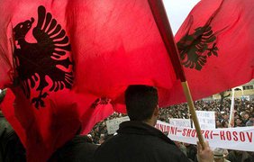 Албанцы на демонстрации