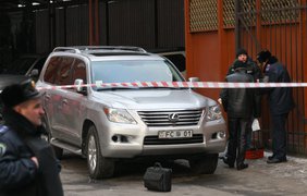 В машину бизнесмена Рабиновича бросили взрывное устройство