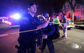 Бостонская осада: Полиция охотится за подозреваемыми в "марафонских" терактах