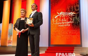 Легендарная француженка: Катрин Денев исполнилось 70 лет