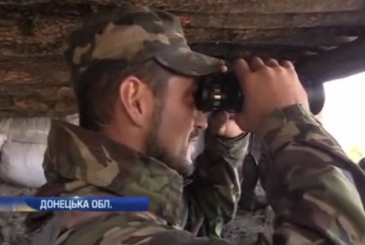 На Донбасі військових лякають "брутальними sms" 
