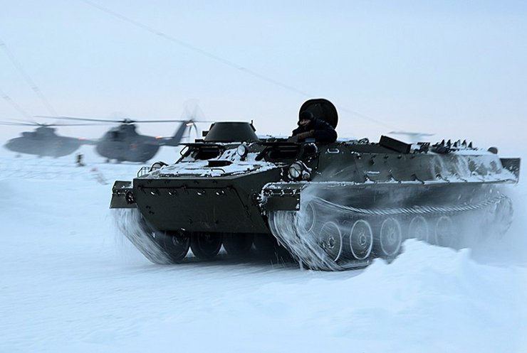 Росія будує військові бази в Арктиці