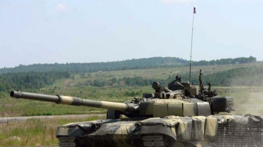 Під Донецьком зафіксовано 16 танків ворога