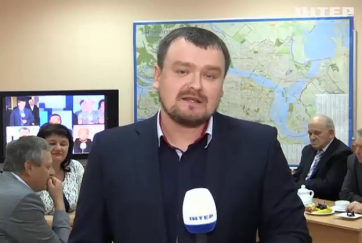 В Днепропетровске кандидат сделал 600 охранников наблюдателями