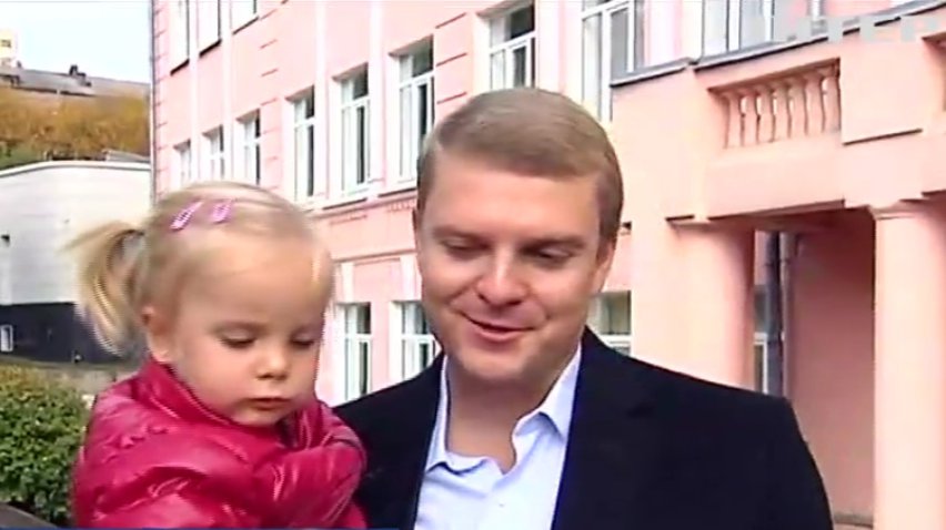 На виборах у Києві кандидати в мери голосують із сім’ями