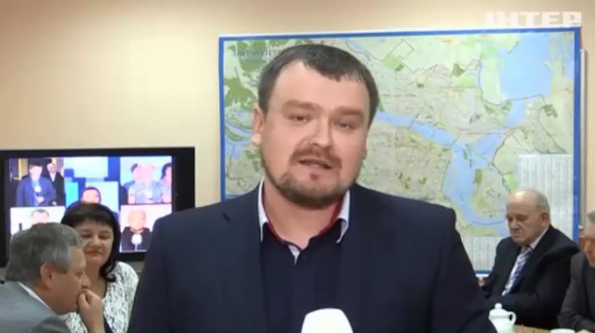 В Днепропетровске кандидат сделал 600 охранников наблюдателями