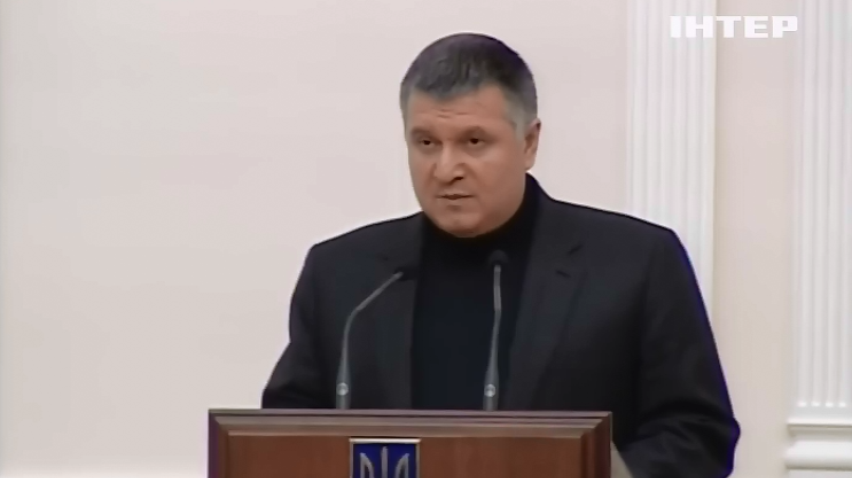 Аваков пообіцяв в’язницю за підкуп виборців у Чернівцях