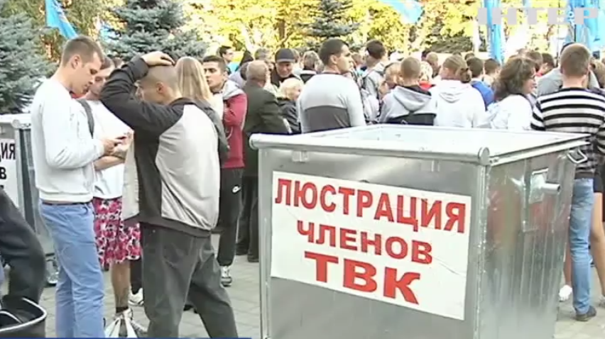 В Днепропетровске перед выборами используют черный пиар (видео)
