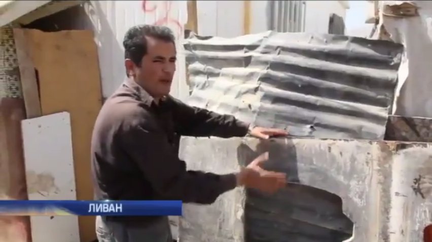 Сирийские беженцы в Ливане строят плоты для побега в Европу