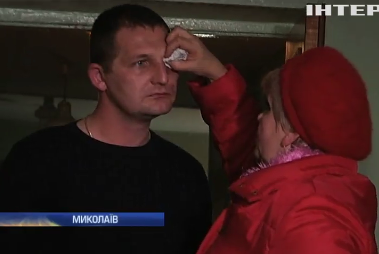 У Миколаєві розшукують стрільців на позашляховику