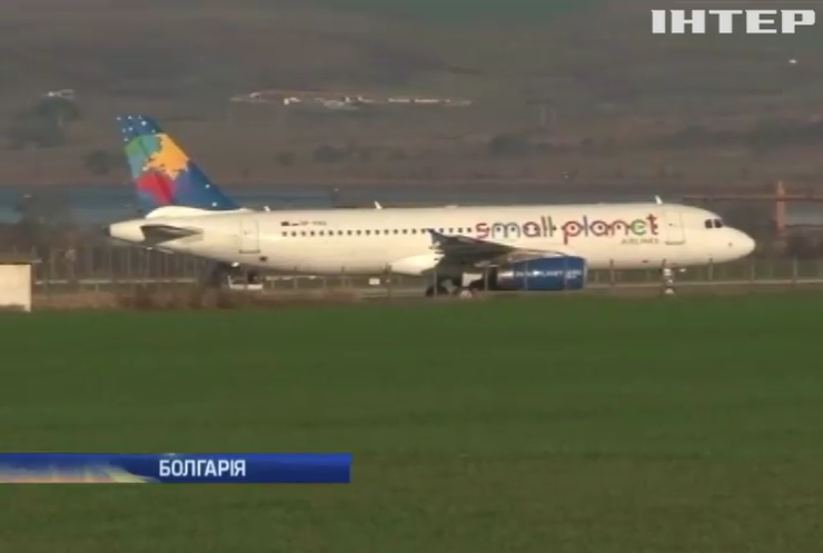 У Болгарії посадили літак через загрозу вибуху