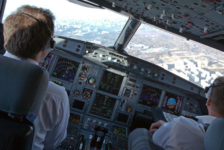 Пилот Airbus не успел подать сигнал бедствия (видео)