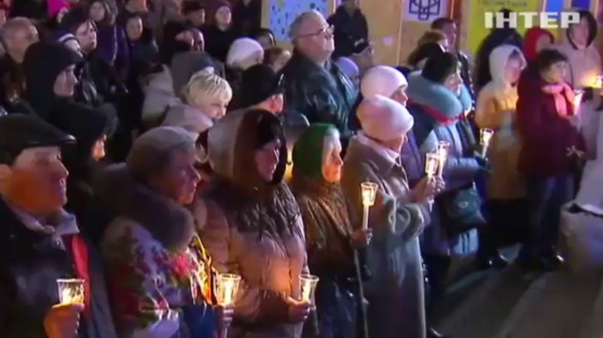 Евромайдан два года спустя: "Я стою и плачу" (видео)