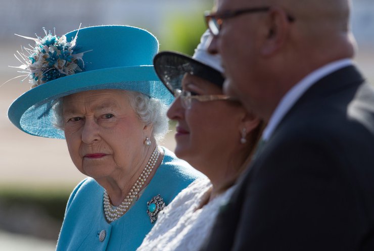 Премьер Канады заставил Елизавету II почувствовать себя старухой