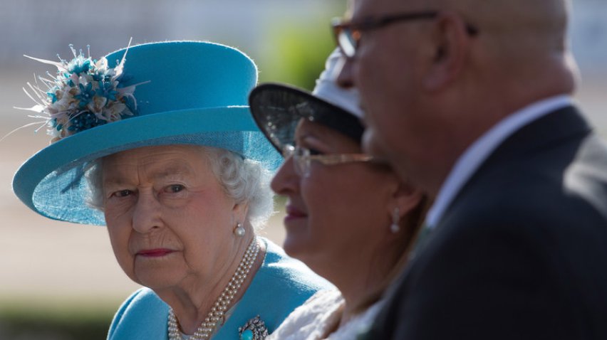 Премьер Канады заставил Елизавету II почувствовать себя старухой