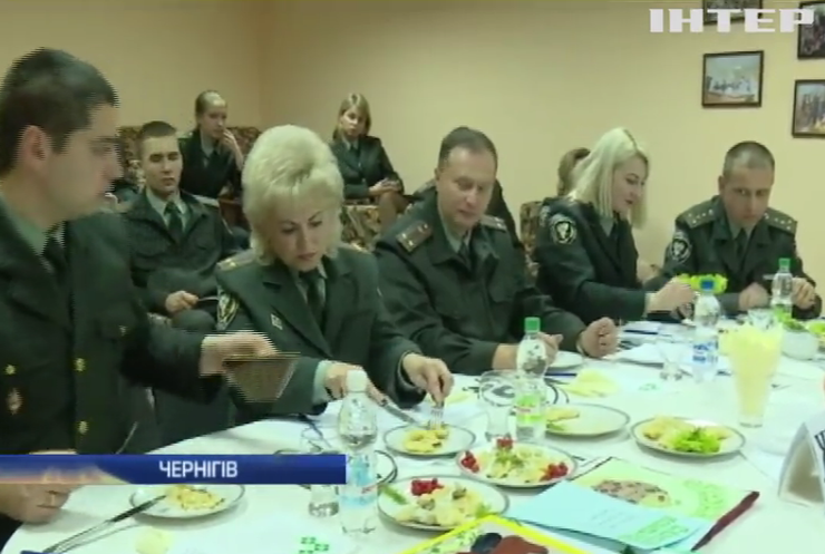Ув’язнені нагодували варениками наглядачів тюрми на Чернігівщині