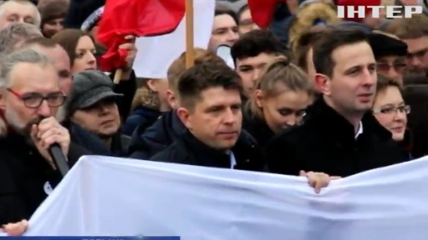 В Варшаве 50 тыс. поляков протестовали против правительства