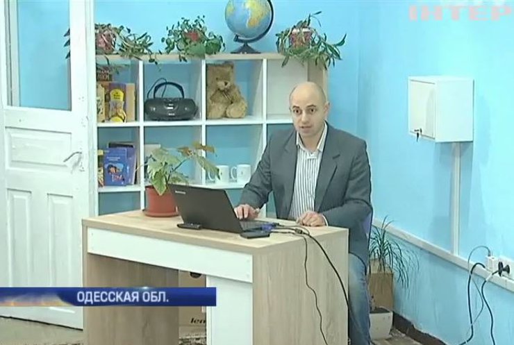 Для школьников Одесской области открыли компьютерный центр