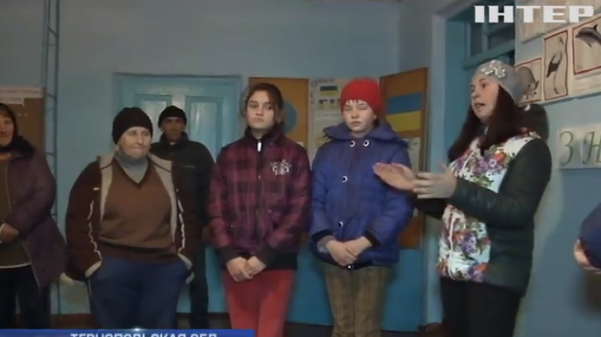 Бюджет экономии: в Украине закроют сотни школ и больниц