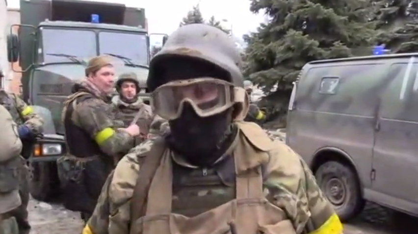Терористи використовують бронетехніку з українською символікою