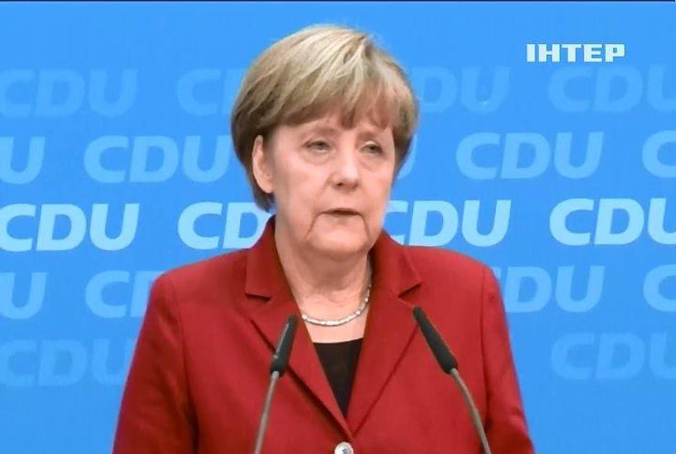 Ангела Меркель контролює виконання перемир'я телефоном