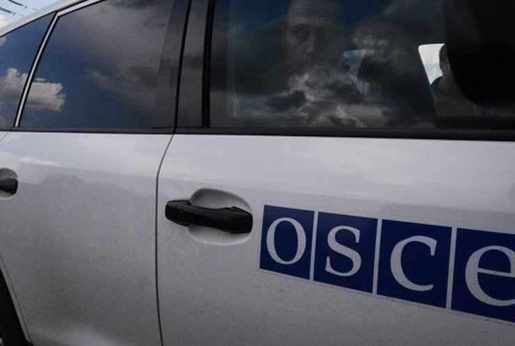 ОБСЄ вимагають терористів пропустити спостерігачів у Дебальцеве