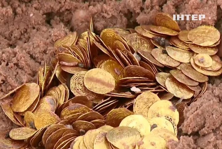 У Середземному морі знайшли тисячі золотих монет