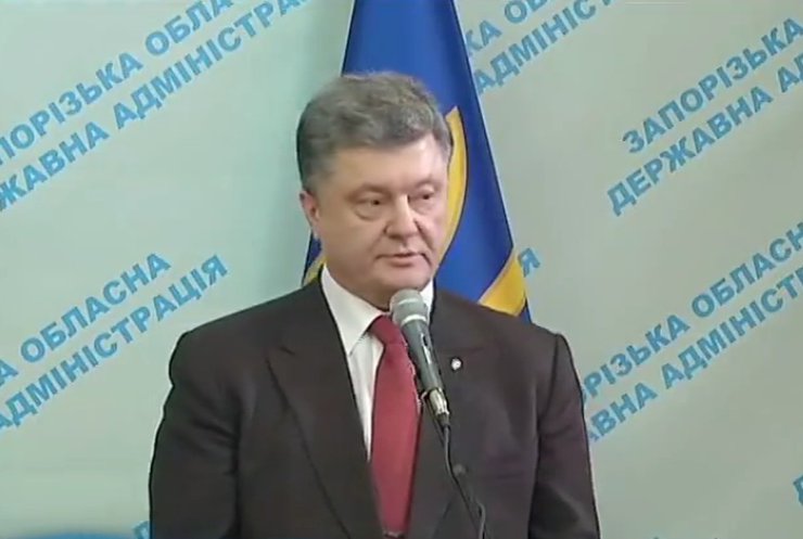 Порошенко порекомендував Януковичу очолювати протести у в’язниці