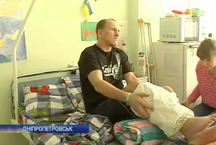 У лікарнях Дніпропетровська солдати рвуться у бій на Донбас