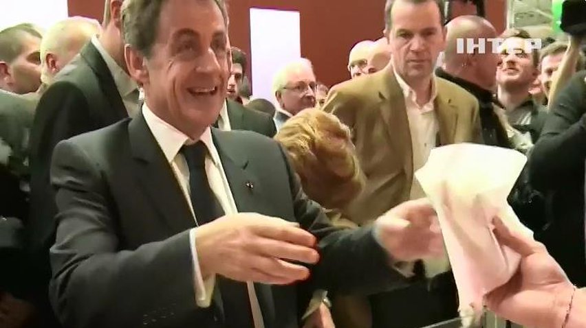 Николя Саркози затроллил Олланда на выставке коров