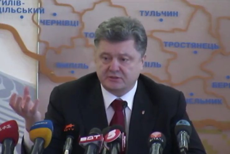 Порошенко: Немцов пытался показать, что есть другая Россия (видео)