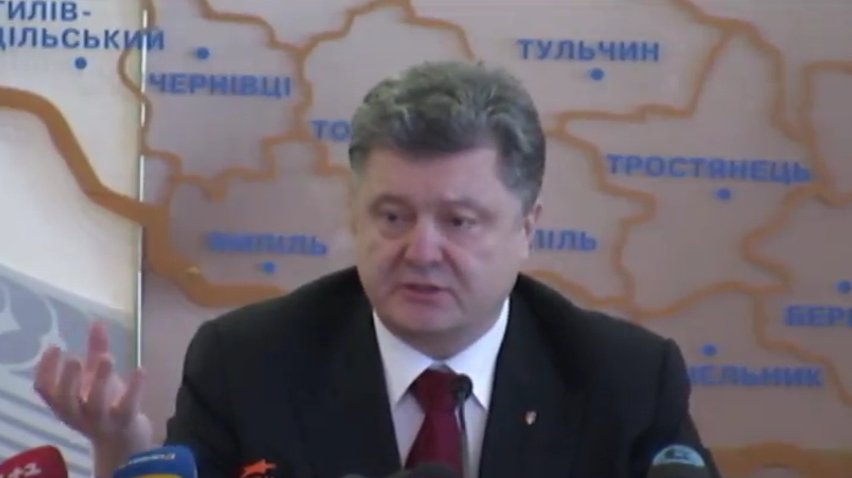 Порошенко: Немцов пытался показать, что есть другая Россия (видео)