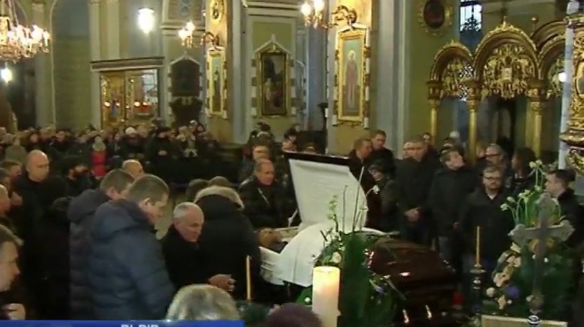 Кузьма Скрябін забирав поранених на лікування додому