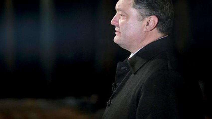 Петро Порошенко закликає НАТО надати Україні зброю