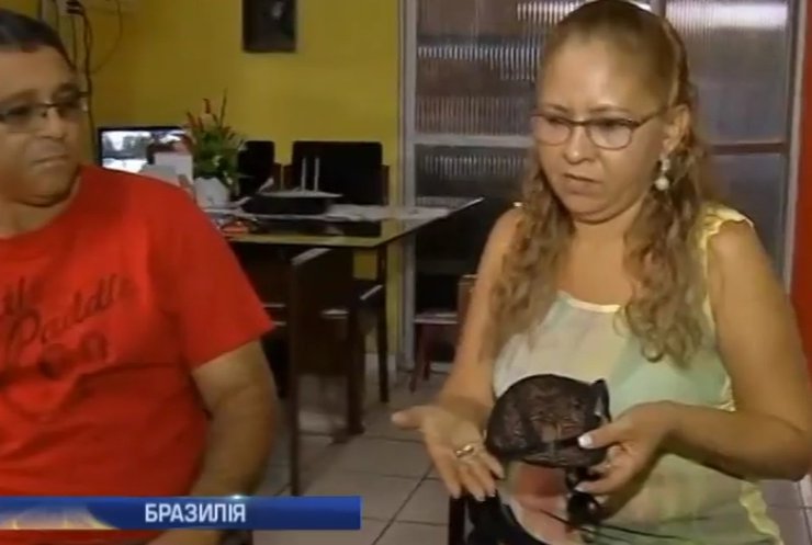 У Бразилії бюстгальтер урятував жінку від кулі
