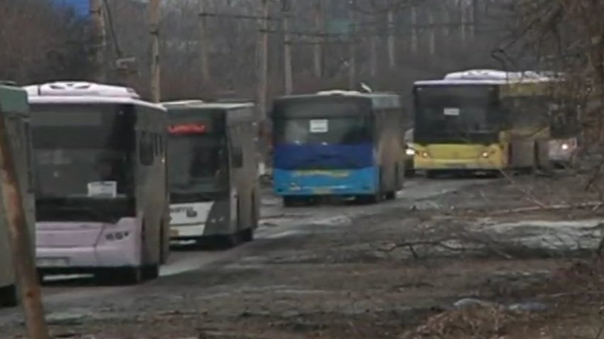 Із Дебальцевого евакуювали 700 мешканців на 25 автобусах