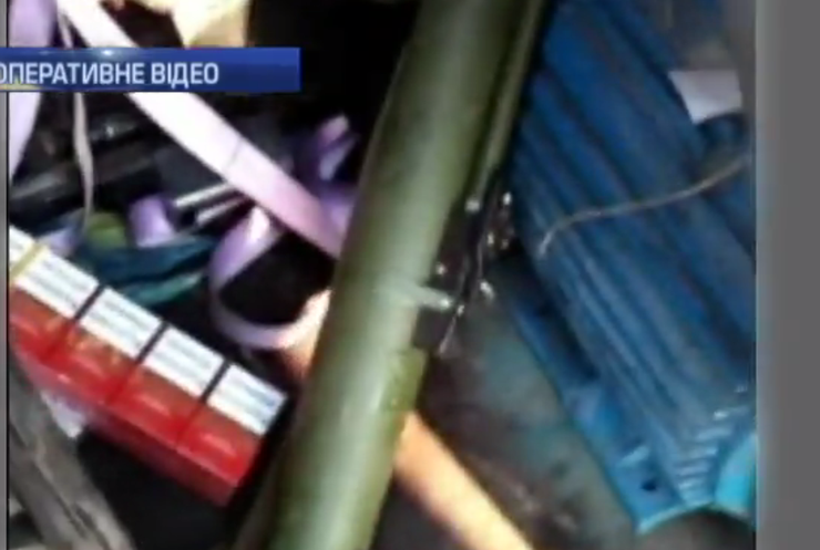 На блокпості в Чутовому в автомобілі киянина знайшли гранатомет