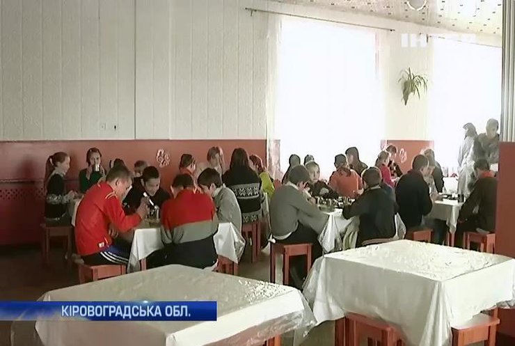 Дітей у туберкульозному санаторії Кіровограда морять голодом