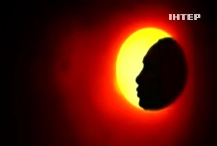 В солнечном затмении увидели профиль Путина