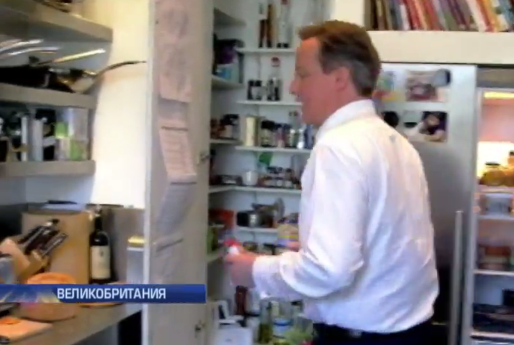 Премьер Британии Дэвид Кэмерон снял видео о частной жизни