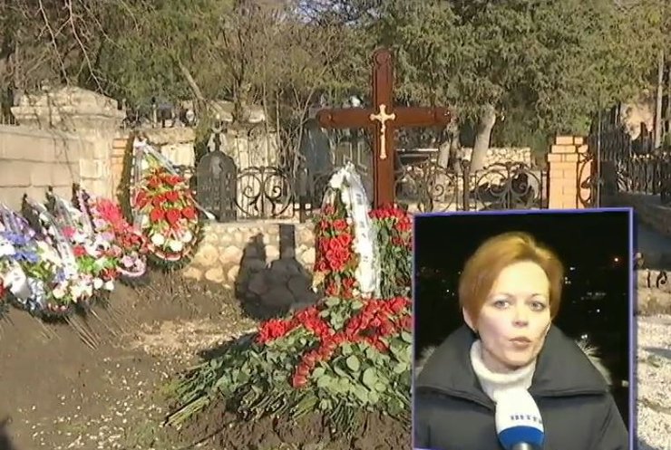 На похороны сына Януковича перекрыли север Севастополя (видео)