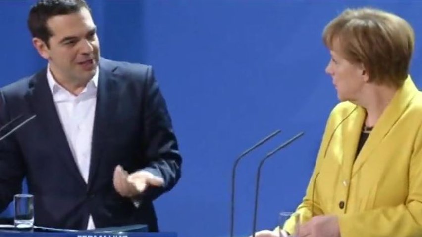 Меркель и Ципрас договорись сохранить Грецию в еврозоне