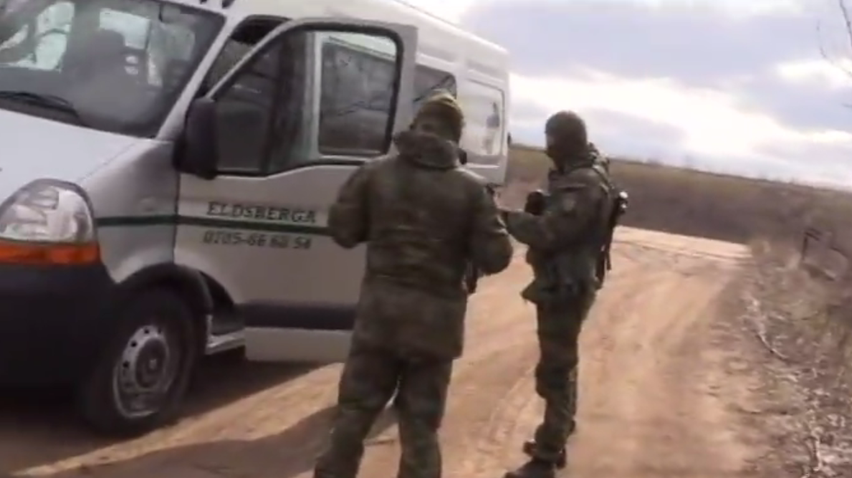 В Горлівку через ґрунтові дороги доставляють контрабанду