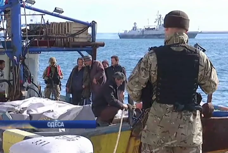 В Чорному морі прикордонники затримали браконьєрів з Турччини