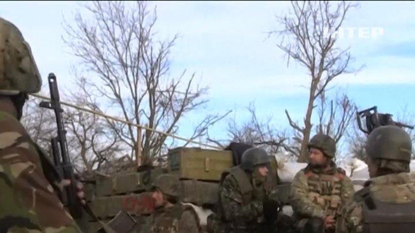 Армія відповідає вогнем на провокації терористів