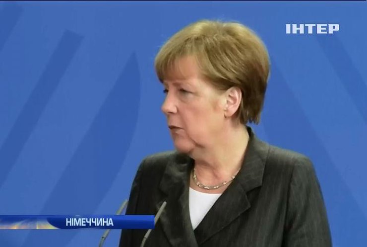 Меркель закликала захищати свободу слова в Росії