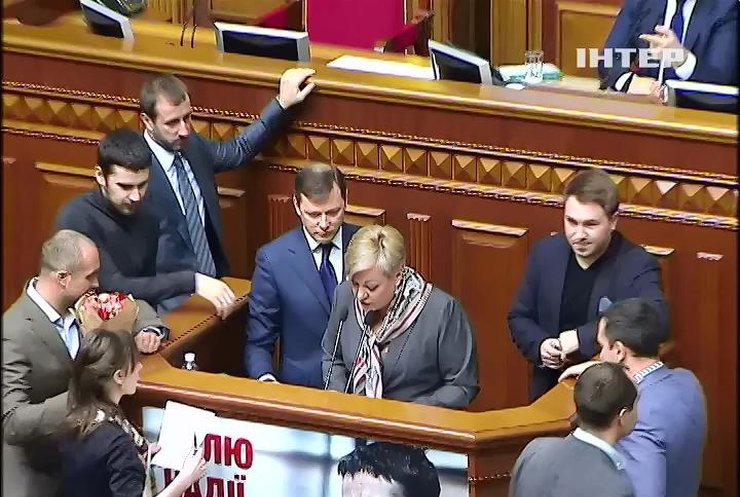 Депутати застерегли Гонтареву від пошуку винуватих "попередників"