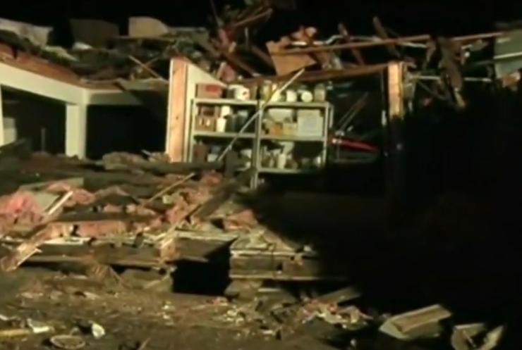 У США торнадо знищив півсотні будинків 